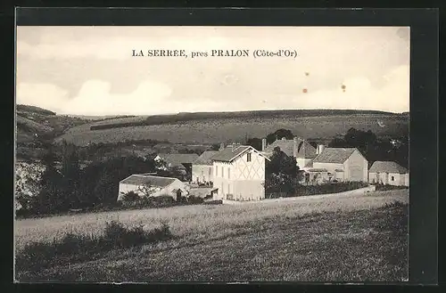 AK La Serrée, Panoramablick auf das Dorf