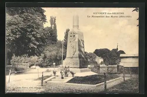 AK Savigny-les-Beaune, Le Monument des Morts
