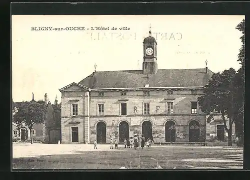 AK Bligny-sur-Ouche, L`Hôtel de ville