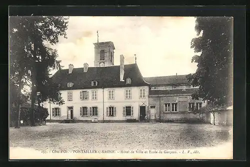 AK Pontailler-sur-Saone, Hôtel de Ville et Ecole de Garcons