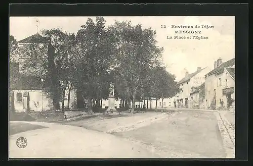 AK Messigny, la Place et l'Église