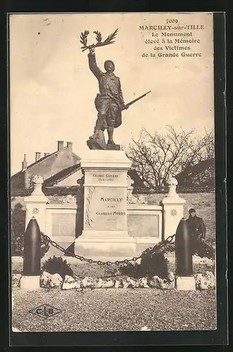 AK Marcilly-sur-Tille, Le Monument élevé à la Mémoire des Victimes de la Grande Guerre