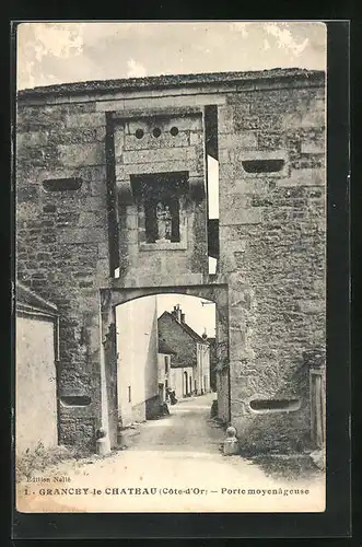 AK Grancey-le-Chateau, Porte moyenâgeuse
