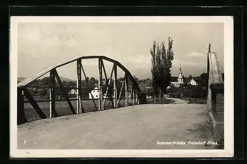 AK Kaindorf i. d. Stmk., auf der Brücke mit der Kirche in der Stadt