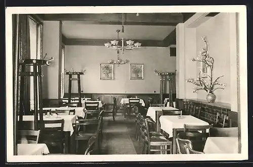AK Erfurt, HO-Gaststätte Kaffeetrichter, Innenansicht