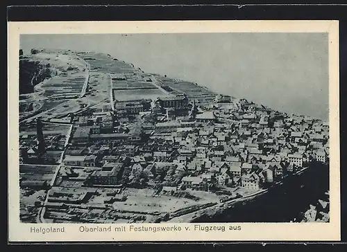 AK Helgoland, Oberland mit Festungswerke vom Flugzeug aus