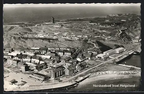 AK Helgoland, Teilansicht mit Leuchtturm vom Flugzeug aus