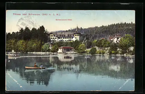 AK Titisee / Schwarzwald, Schwarzwald-Hotel, Seepartie mit Ruderboot