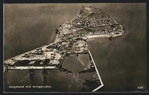 AK Helgoland, Inselansicht mit Kriegshafen