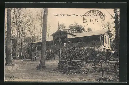 AK Montargis, L`Ecole en plein air