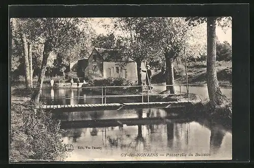 AK Gy-les-Nonains, Passerelle du Buisson