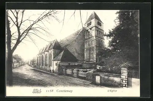 AK Courtenay, L`Eglise