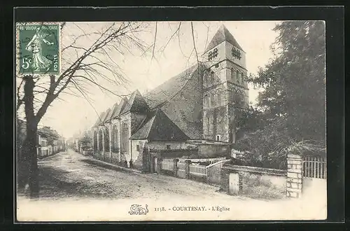 AK Courtenay, L`Eglise