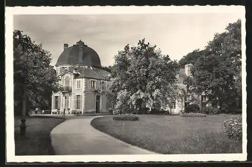 AK Chateauneuf-sur-Loire, L`Hôtel de Ville et les Jardins