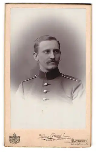 Fotografie Hans Brand, Bayreuth, Soldat in Uniform mit Oberlippenbart