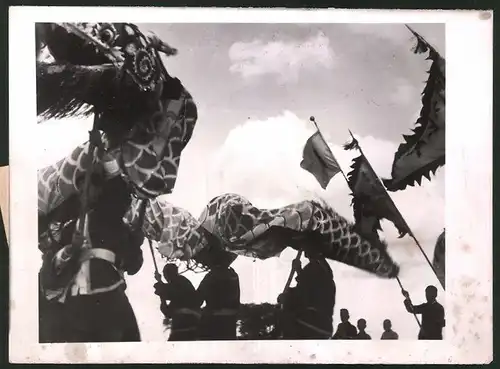 Fotografie Ansicht Hsinking /Mandschukou, Fest der Parade der Drachen