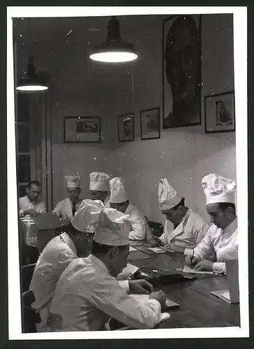 Fotografie Berufswettbewerb der Köche in Spanien 1942 - Theoretische Prüfung