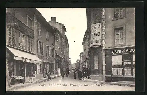 AK Amplepuis, Rue de Tarare, Strassenpartie