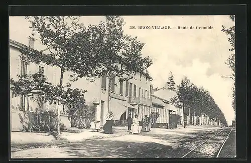 AK Bron-Village, Route de Grenoble