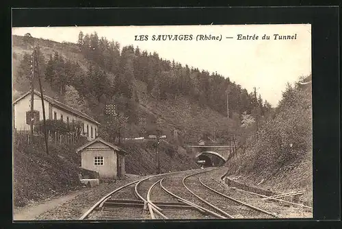 AK Les Sauvages, Entrée du Tunnel