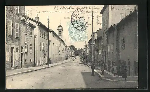 AK Belleville-s-Saone, Rue de Beaujeu, Strassenpartie