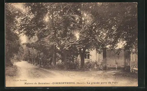 AK Cormontreuil, Maison de Retraites, la grande porte du Parc