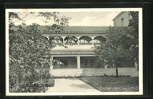 AK München-Schwabing, Blick auf die Liegehalle des Krankenhauses