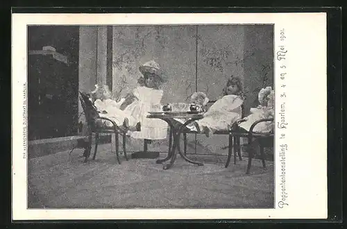 AK Haarlem, Poppententoonstelling 1901, Puppen sitzen am Kaffeetisch