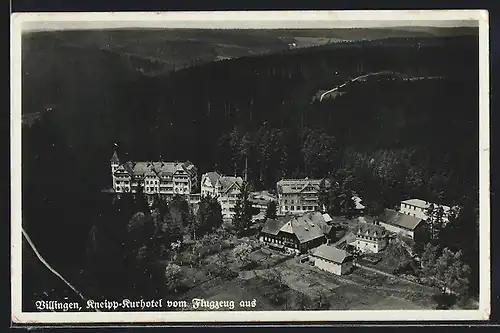 AK Villingen / Schwarzwald, Kneipp-Kurhotel vom Flugzeug aus gesehen