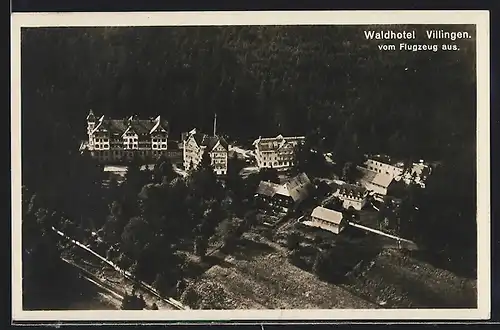 AK Villingen / Schwarzwald, Waldhotel vom Flugzeug aus gesehen