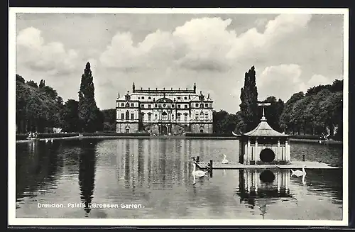 AK Dresden, Grosser Garten, Palais vom Wasser aus