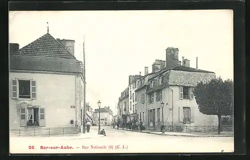 AK Bar-sur-Aube, Rue Nationale, Strassenpartie