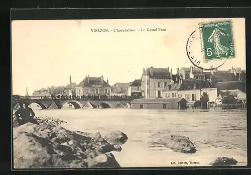 AK Vierzon, L`Inondation, Le Grand Pont