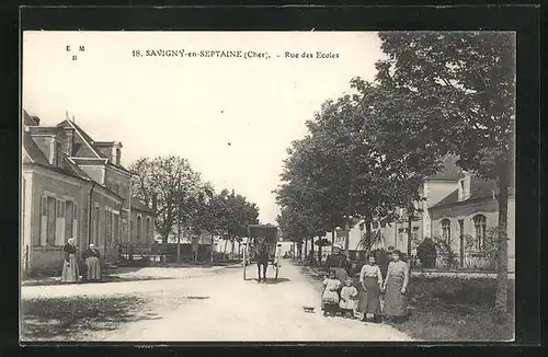 AK Savigny-en-Septaine, Rue des Ecoles