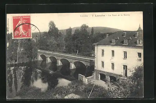 AK Larche, Le Pont et la Mairie
