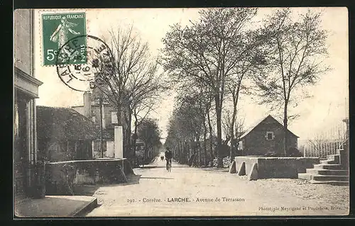 AK Larche, Avenue de Terrasson