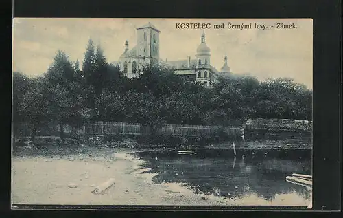 AK Kostelec nad Cernymi Lesy, Blick auf das Schloss