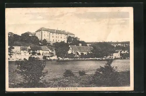 AK Nelahozeves, Ortsansicht mit Fluss