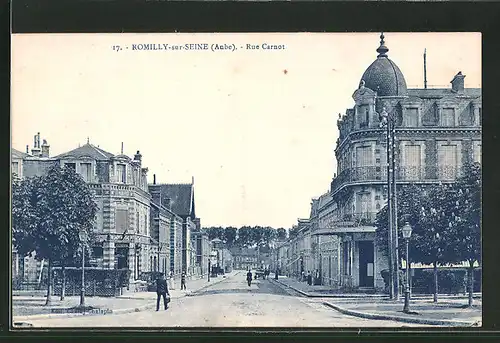 AK Romilly-sur-Seine, Rue Carnot