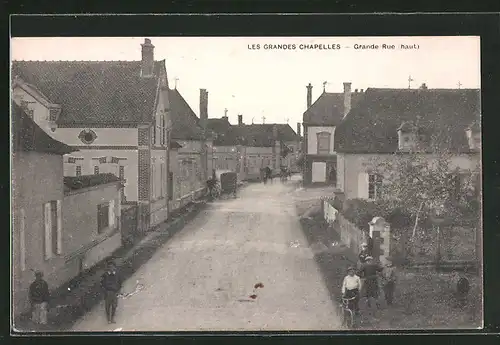 AK Les Grandes-Chapelles, Grande Rue