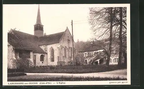 AK Labussiere-sur-Ouche, L`Eglise