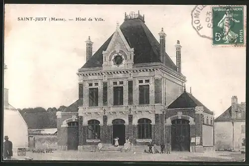 AK Saint-Just, Hotel de Ville