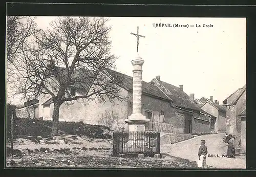 AK Trépail, La Croix