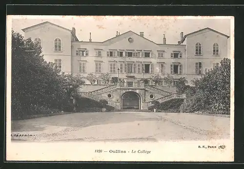 AK Oullins, Le Collège