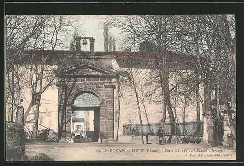 AK Saint-Romain-de-Popey, Porte d'entrée du Chateau d'Avauges