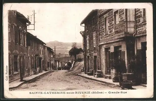AK Sainte-Catherine-sous-Riverie, Grande-Rue, Strassenpartie