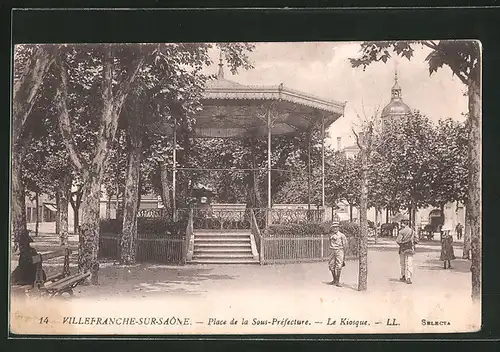 AK Villefranche-sur-Saône, Place de la Sous-Préfecture, Le Kiosque