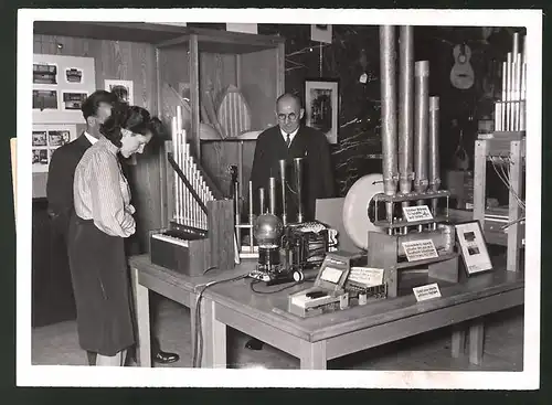 Fotografie Ausstellung Meisterinstrumente baut das Handwerk im Haus des Deutschen Handwerks Berlin