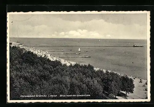 AK Grömitz i. Holst., Ostseebad, Blick nach der Seebrücke