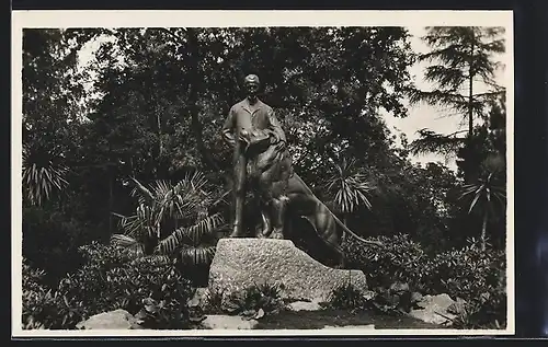 AK Hamburg-Stellingen, Carl Hagenbeck`s Tierpark, Denkmal Carl Hagenbeck
